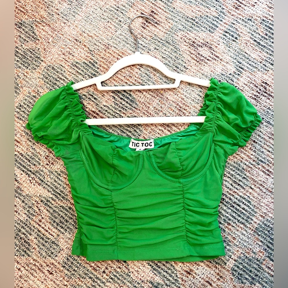 Woman’s Size Small Kelly Green Short Sleeve Corset Top